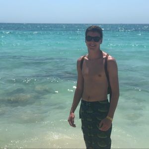 Meet your Posher, Mitchell